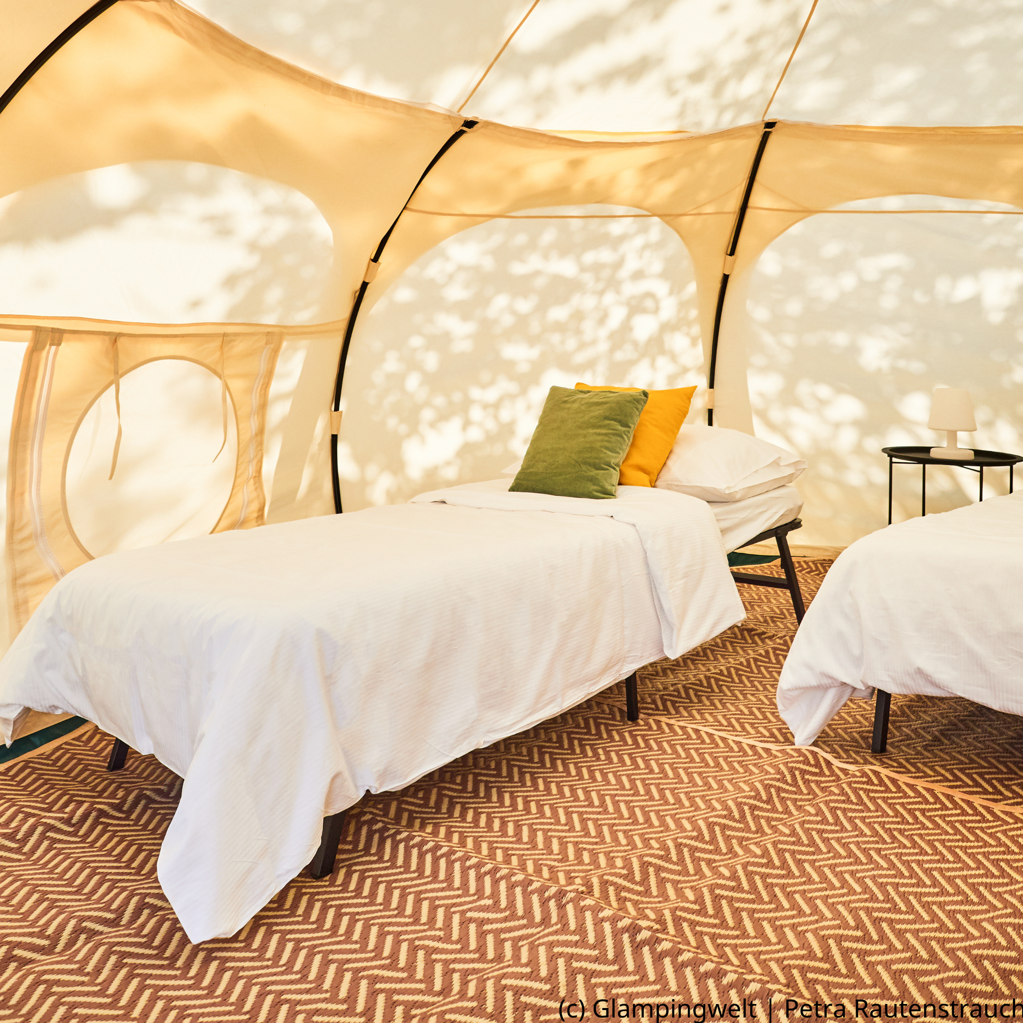 Kunstfaserteppich – Lotus Belle Zelte: Lotus Belle Tents Europe
